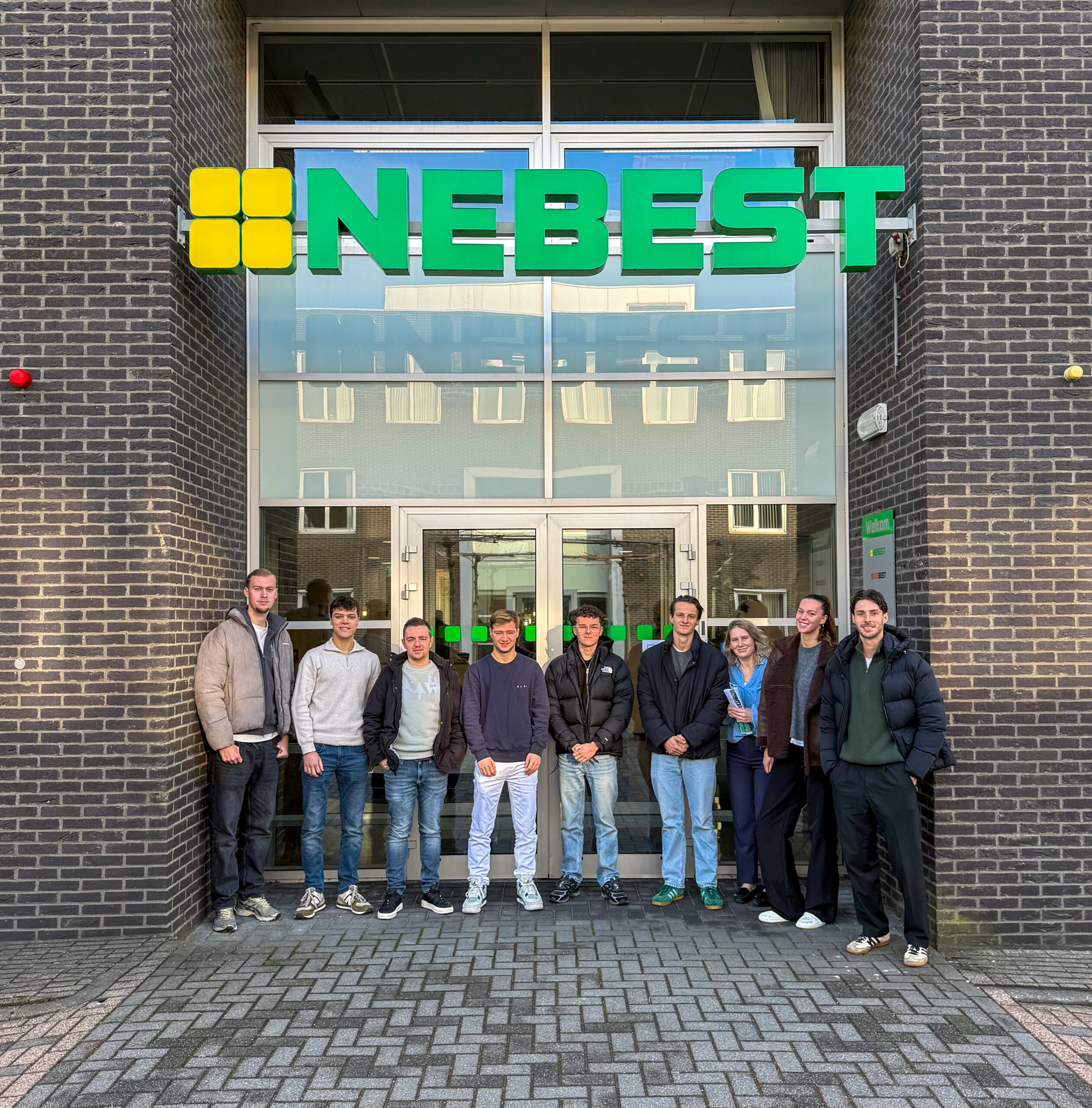 Nieuwe lichting stagiairs en afstudeerders gestart bij Nebest!